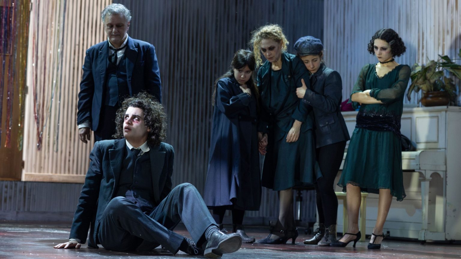 Sei personaggi in cerca d’autore - Teatro di Roma