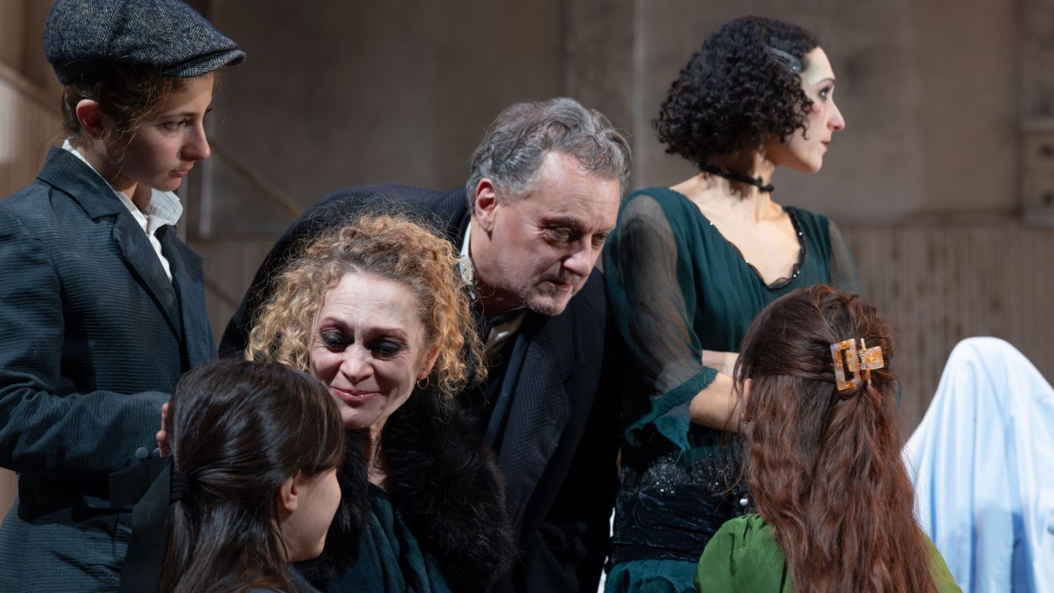 Sei personaggi in cerca d’autore - Teatro di Roma